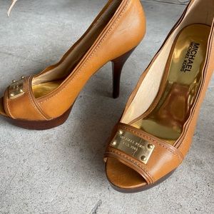 Michael Kors high heel